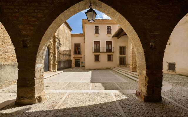 Hospederia Palacio la Iglesuela del Cid