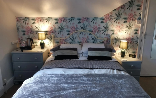 Brooklands Guest House