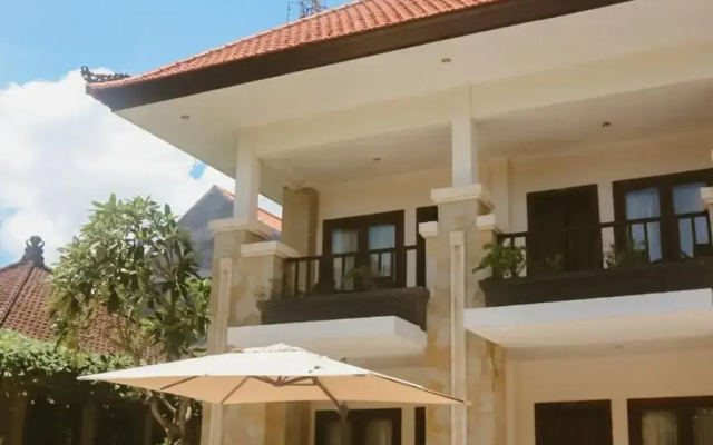 Puri Asih Hotel