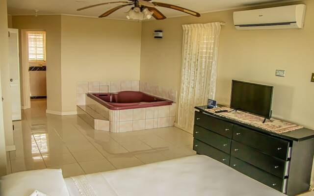 The Whytehouse Villa
