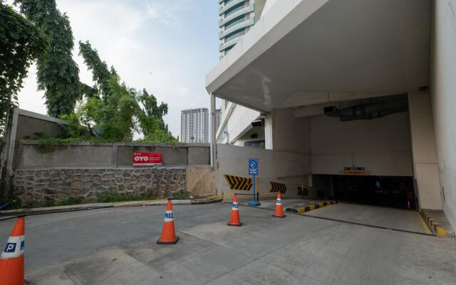 OYO 2245 Apartment Grand Kamala Lagoon