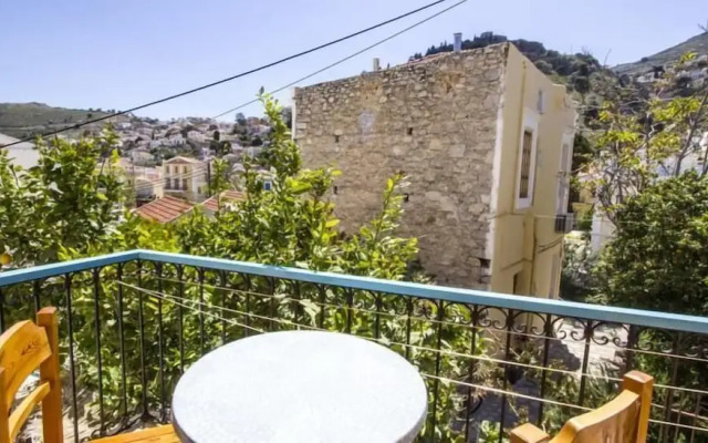 Symi Center
