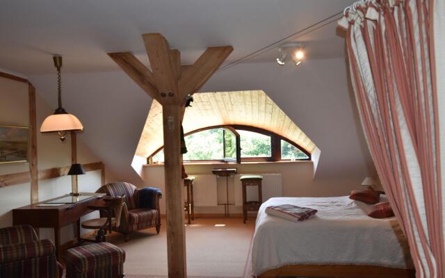 Besondere Ferienwohnung Bibliothek in Buschhagen