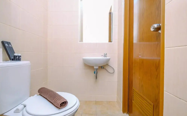 Strategic And Comfy Studio At Dave Apartment