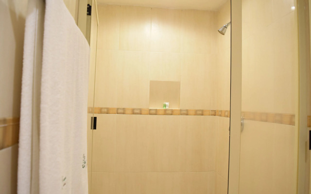 Hotel & Suites La Marquesa