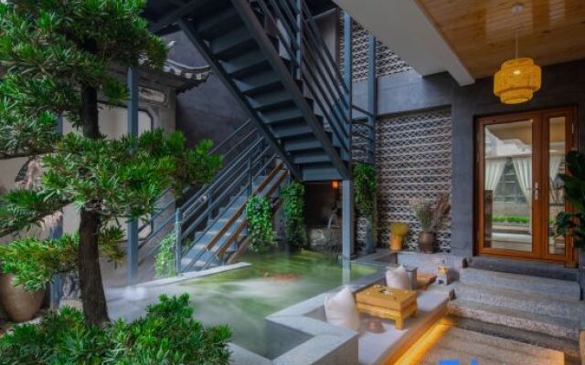 Xiao-zhu Zen buddhist lodge