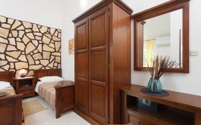 Holiday home Denis - 100m from sea