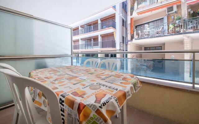 Apartment AC 20mts From Beach - R95