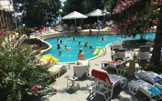 Park Hotel Briz All Inclusive- Free Parking