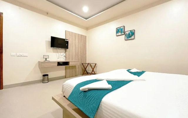 Hotel Ananda Kashi