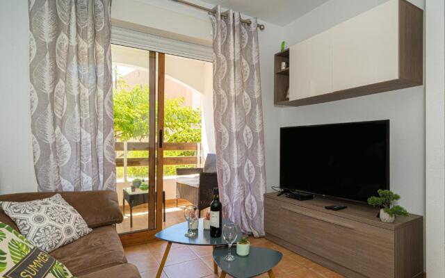 Apartment E041 Albir