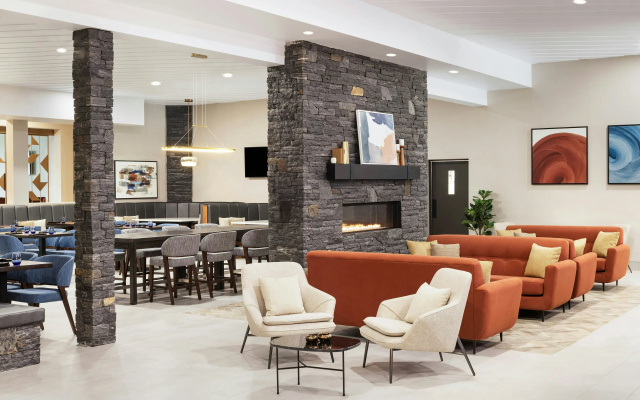 Delta Hotels by Marriott Grande Prairie Airport