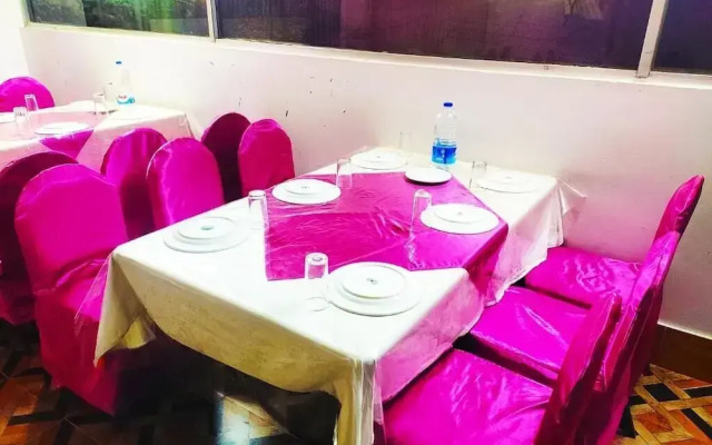 White Rose Suites Ltd