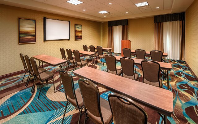 Holiday Inn Express Hotel & Suites Red Bluff-South Redding, an IHG Hotel