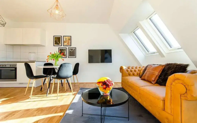 Grand Quarters City Residence