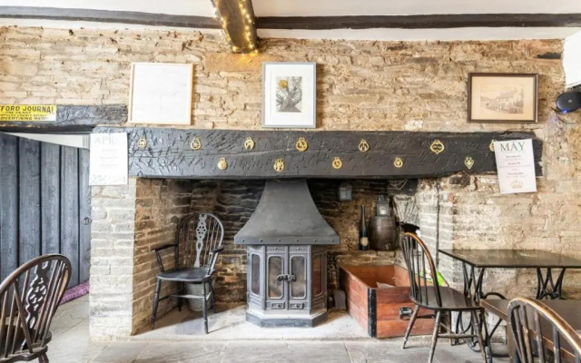 The Royal Oak Inn