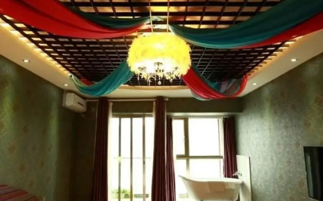 Yawei Apartment Hotel