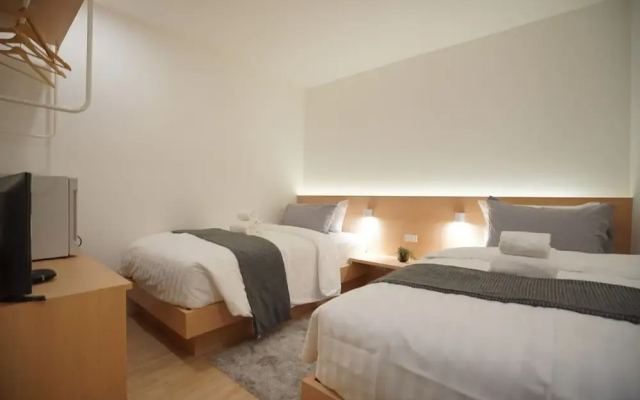 E11 Hotel - BTS Punnawithi