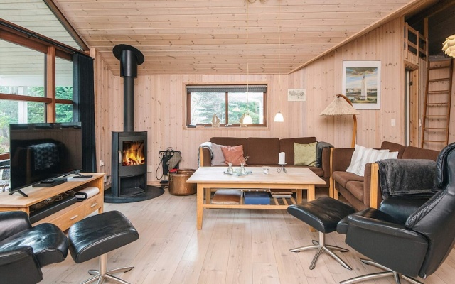 8 Person Holiday Home in Blavand