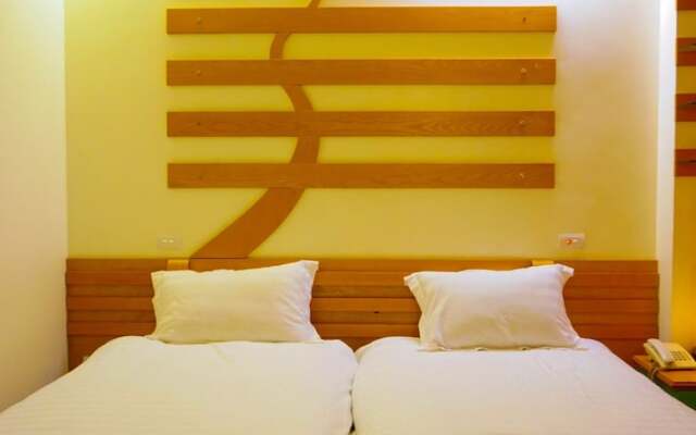 Thanh Lich Hotel