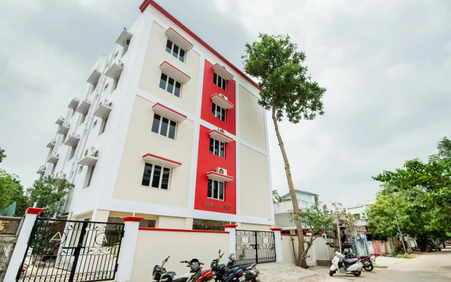 Stay Inn Luxury Service Apartments by OYO Rooms