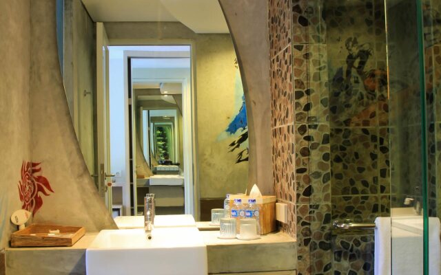 Bliss Surfer Hotel by Tritama Hospitality