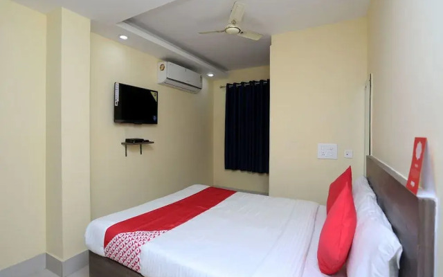 Oyo 15441 Apollo Paradise Guest House