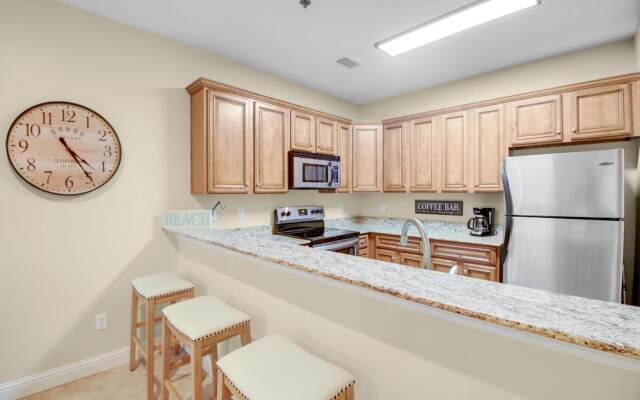 Laguna Breeze Unit C