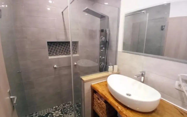 Calypso 2-bedrooms Apartment in Supetar