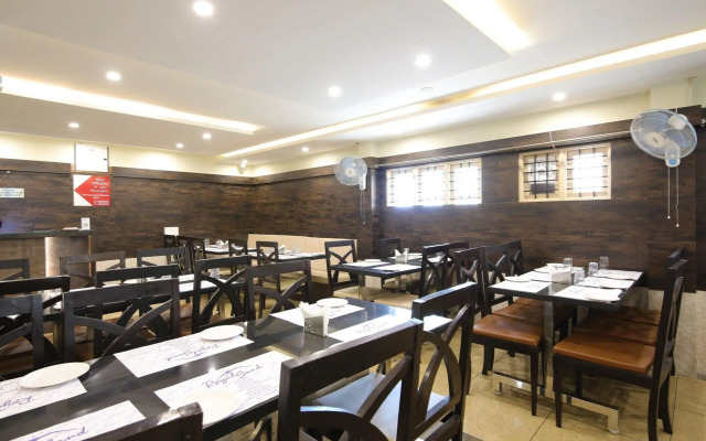 Royal Sand by OYO Rooms