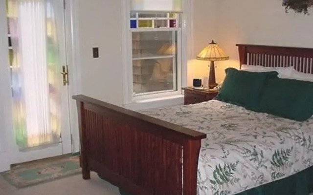 Alps Boulder Canyon Inn