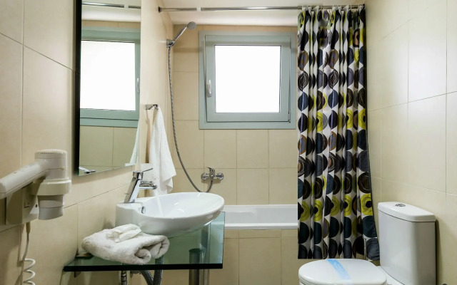 Angela Studios & Apartments