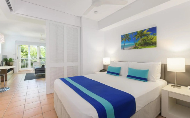 Port Douglas Apartments - Adults Only Oasis