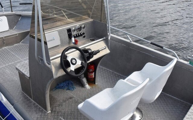 6 Person Holiday Home in Dyrvik