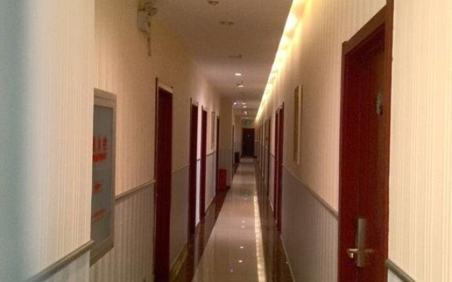 Yichang Yihudao Business Hotel – Hotel Rooms – Yichang