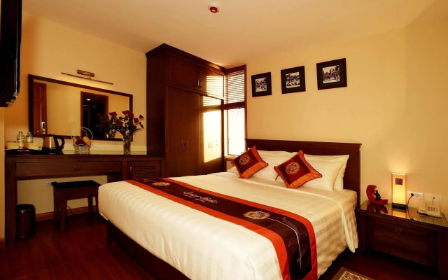 Centre Point Hanoi Hotel