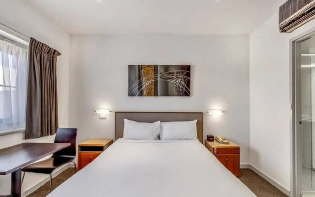 Unwind Adelaide City Studio No 435