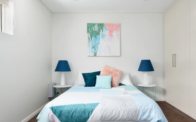 Borboleta, Unit 1/72 Magnus Street