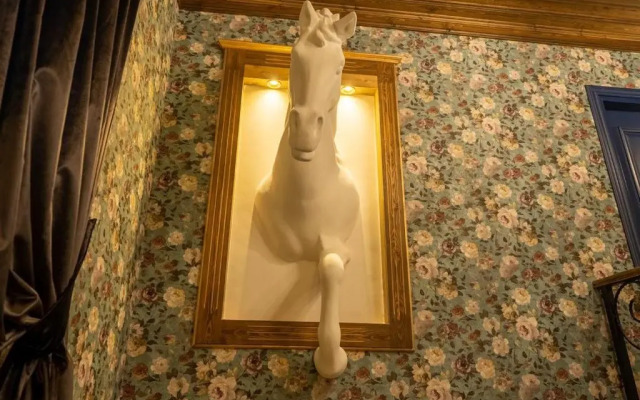 Castle Boutique Hotel