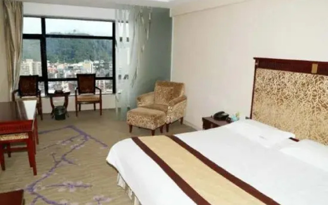 Century Sunshine Hotel