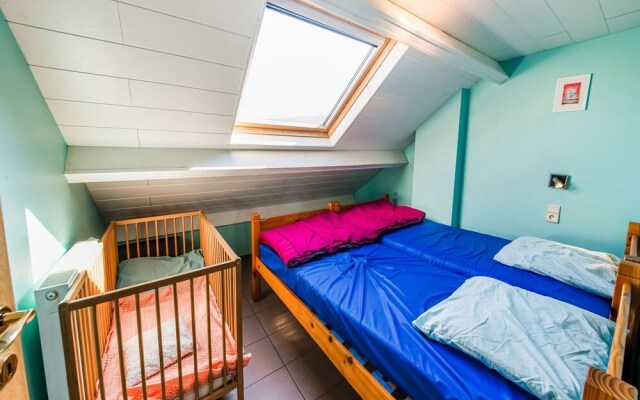 Modern Cottage in Rochefort with Private Garden