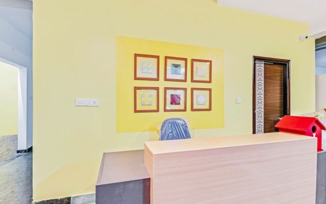 Oyo Home 39445 Cozy Stay Fortis Hospital