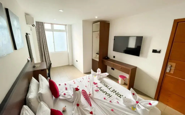 Nala Beach Inn