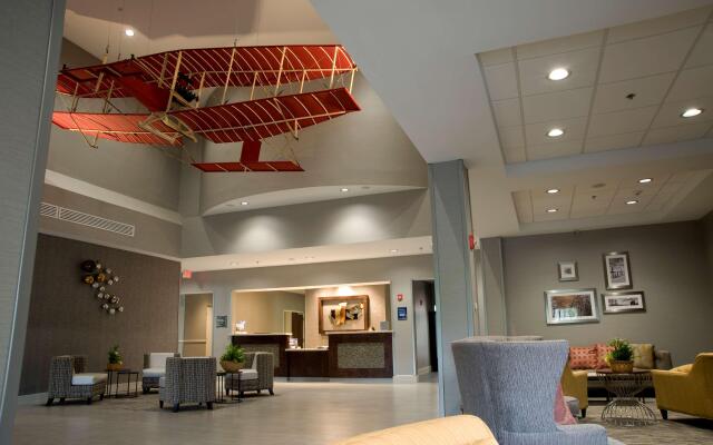 Best Western Harbour Inn & Suites Huntington - Sunset Beach
