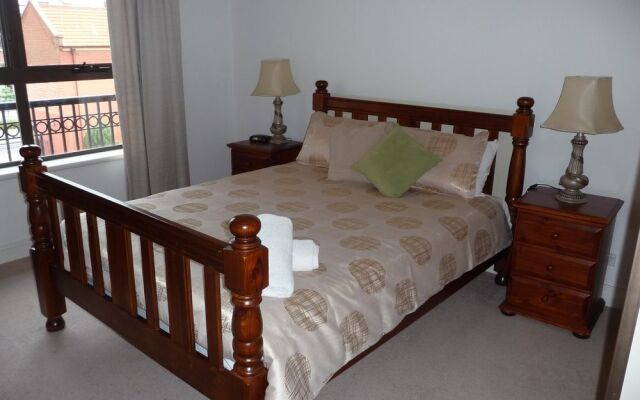 City Escape 2BD in Adelaides East End 3