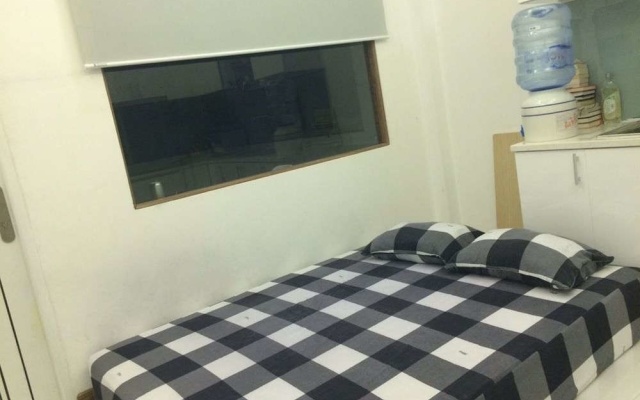 Smiley Apartment 7- A4 Seviced studio with balcony – Guest Rooms – Ho Chi Minh City