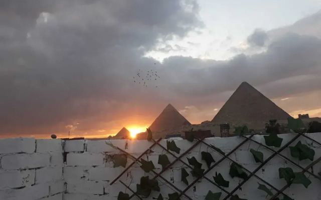 Queen of Pyramids Hotel