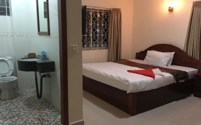 Hang Pich Airport Guesthouse
