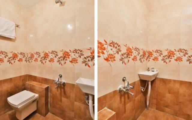 Oyo 24921 Hotel Shree