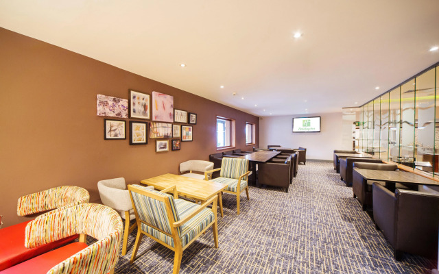 Holiday Inn High Wycombe M40, Jct. 4 by IHG